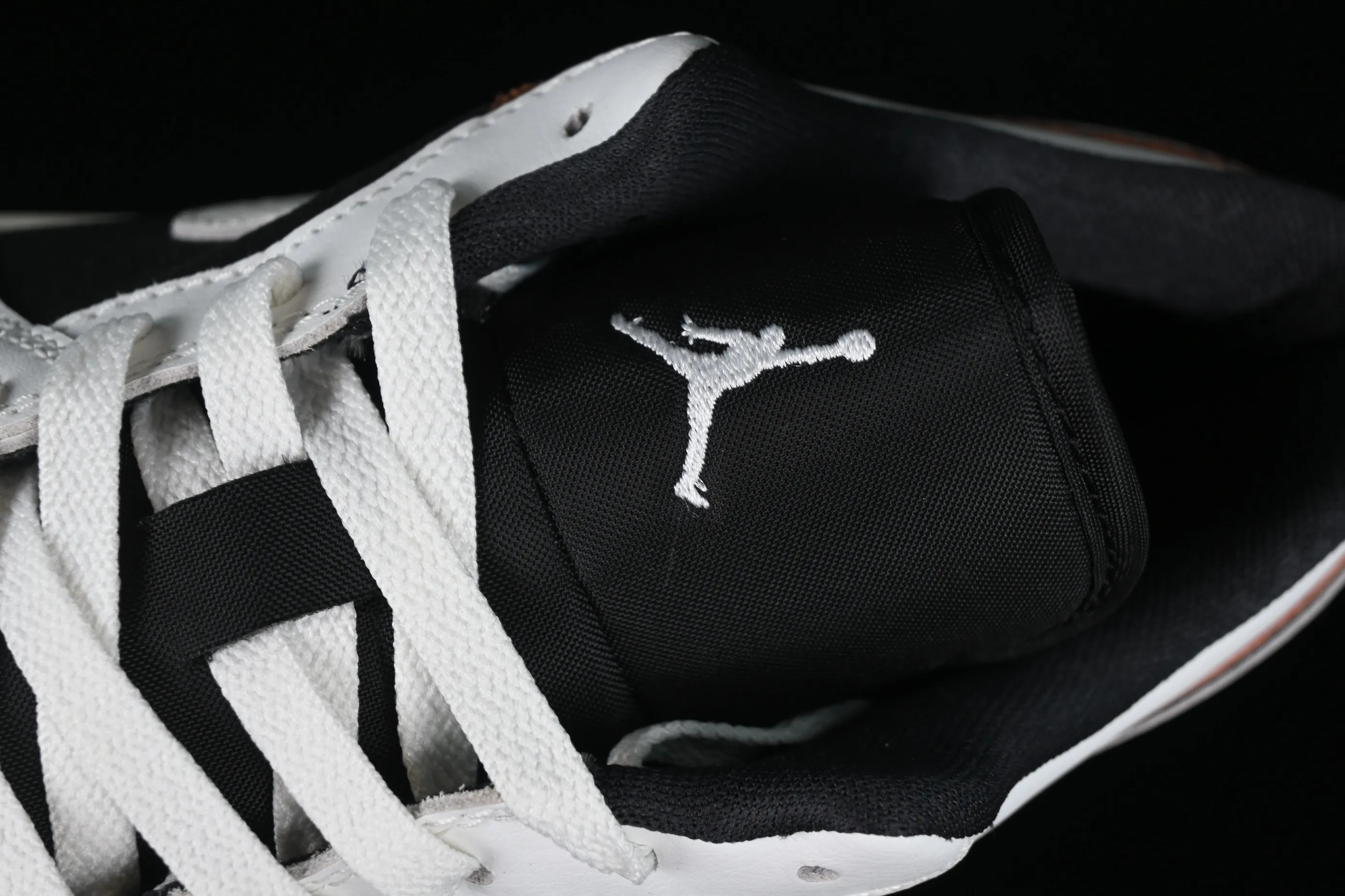All categories Air Jordan Jordan series basketball shoes Air Jordan 1 Low G version pure original Air Jordan 1 Low "Quai 54" AJ1 Joe 1 white black blue low-top cultural casual sneakers HQ0764-001